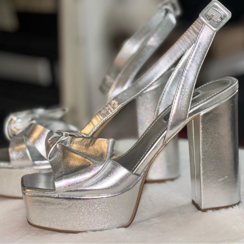 Nine West Metallic Silver Platform Sandals - Picture 3 of 5